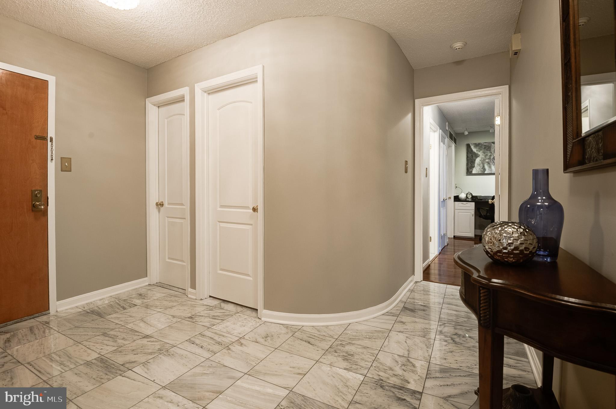 1101 South Arlington Ridge Road, Unit 106 Arlington, VA 22202 - Photo 14 of 32