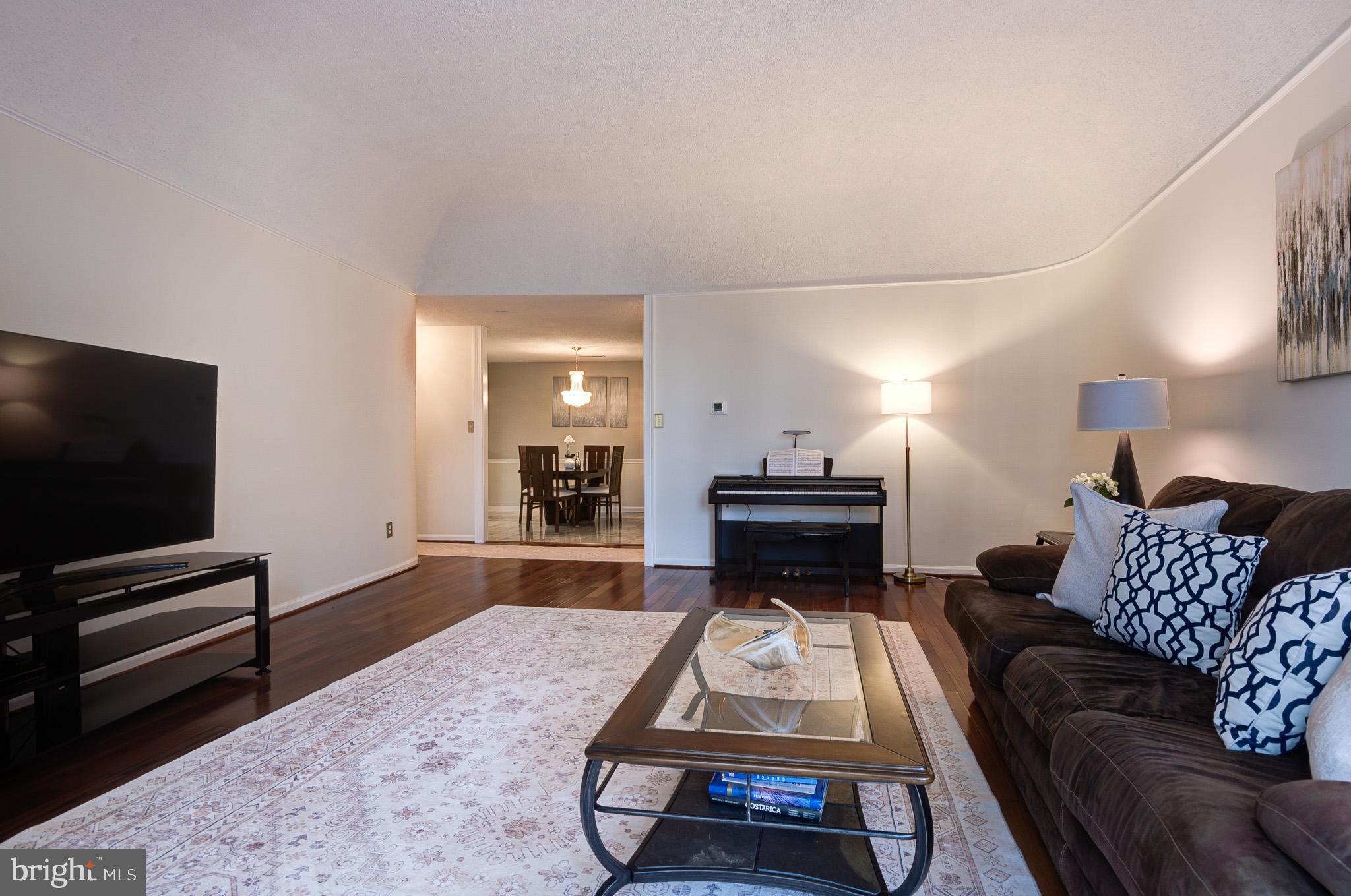 1101 South Arlington Ridge Road, Unit 106 Arlington, VA 22202 - Photo 10 of 32