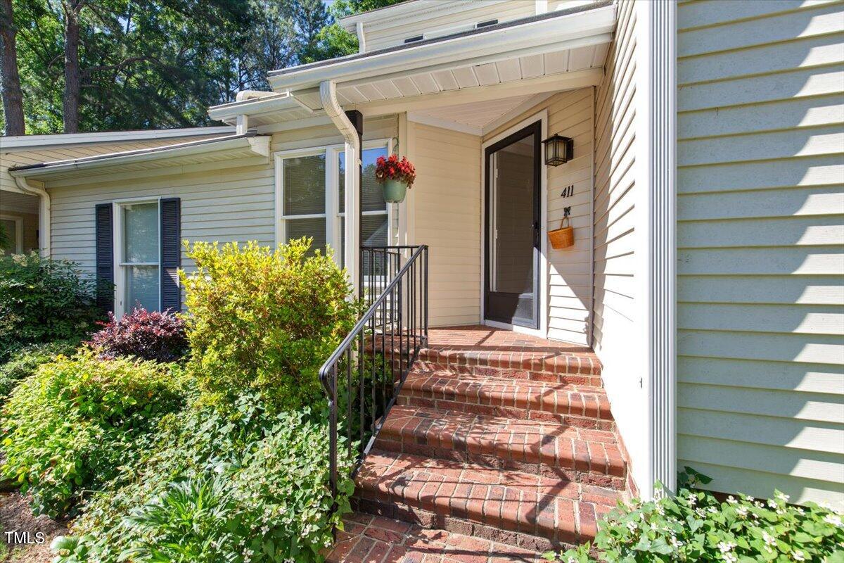 411 Brampton Close Pittsboro, NC 27312 - Photo 4 of 71 Front Porch