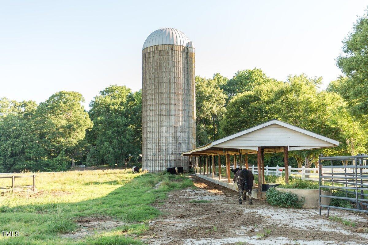 411 Brampton Close Pittsboro, NC 27312 - Photo 54 of 71 Fearrington Village