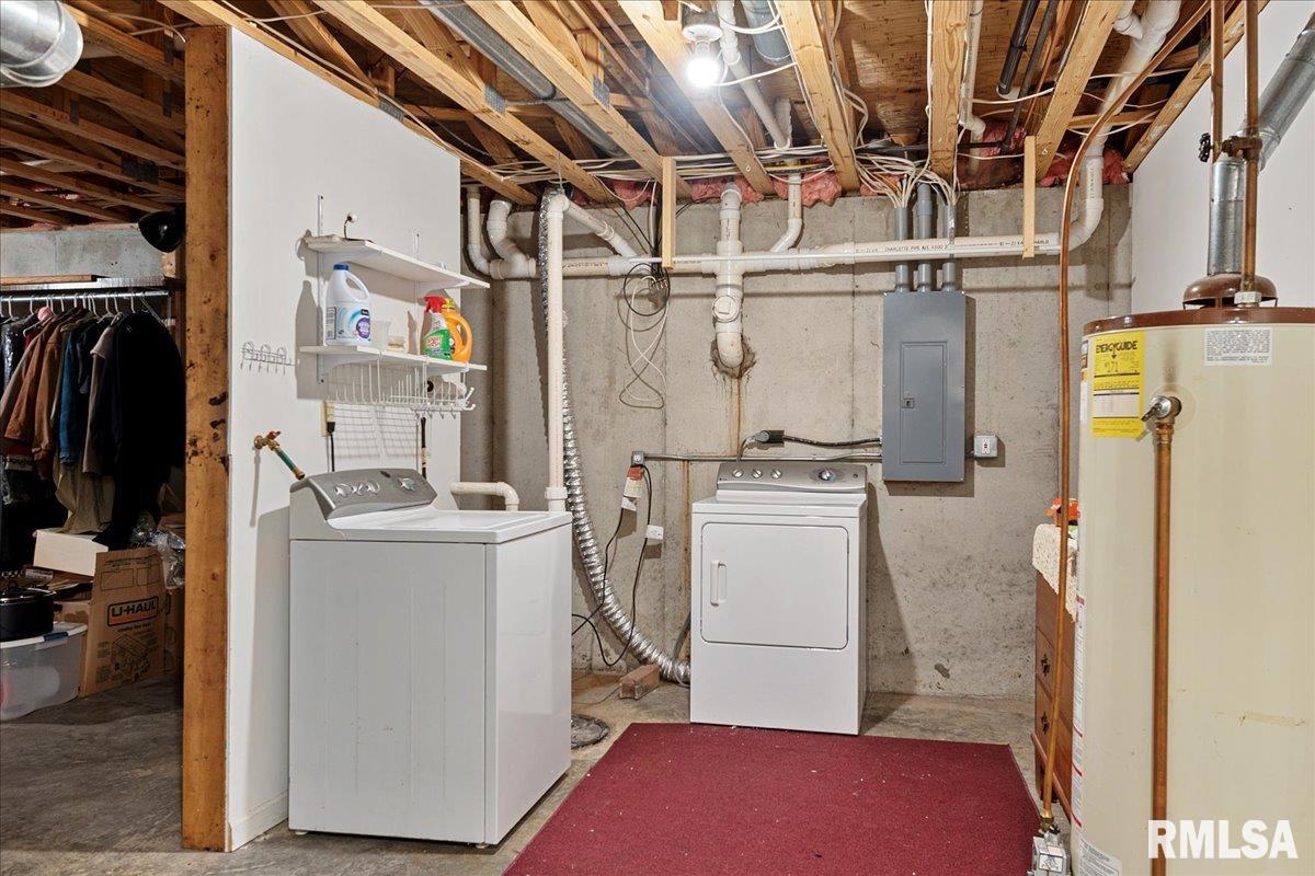 2550 Chapel Hill Drive Springfield, IL 62702 - Photo 20 of 46