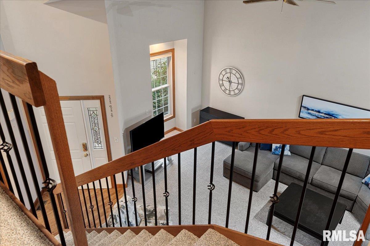 2550 Chapel Hill Drive Springfield, IL 62702 - Photo 39 of 46