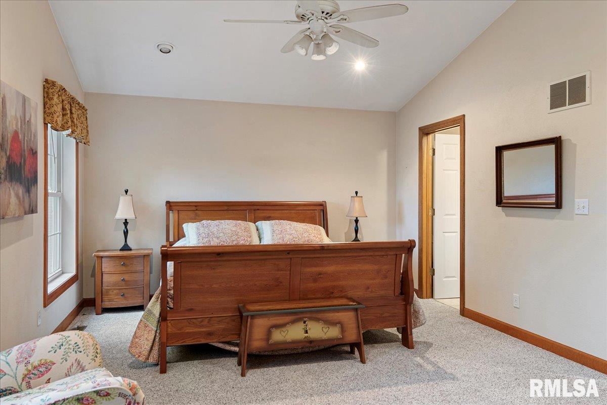 2550 Chapel Hill Drive Springfield, IL 62702 - Photo 42 of 46