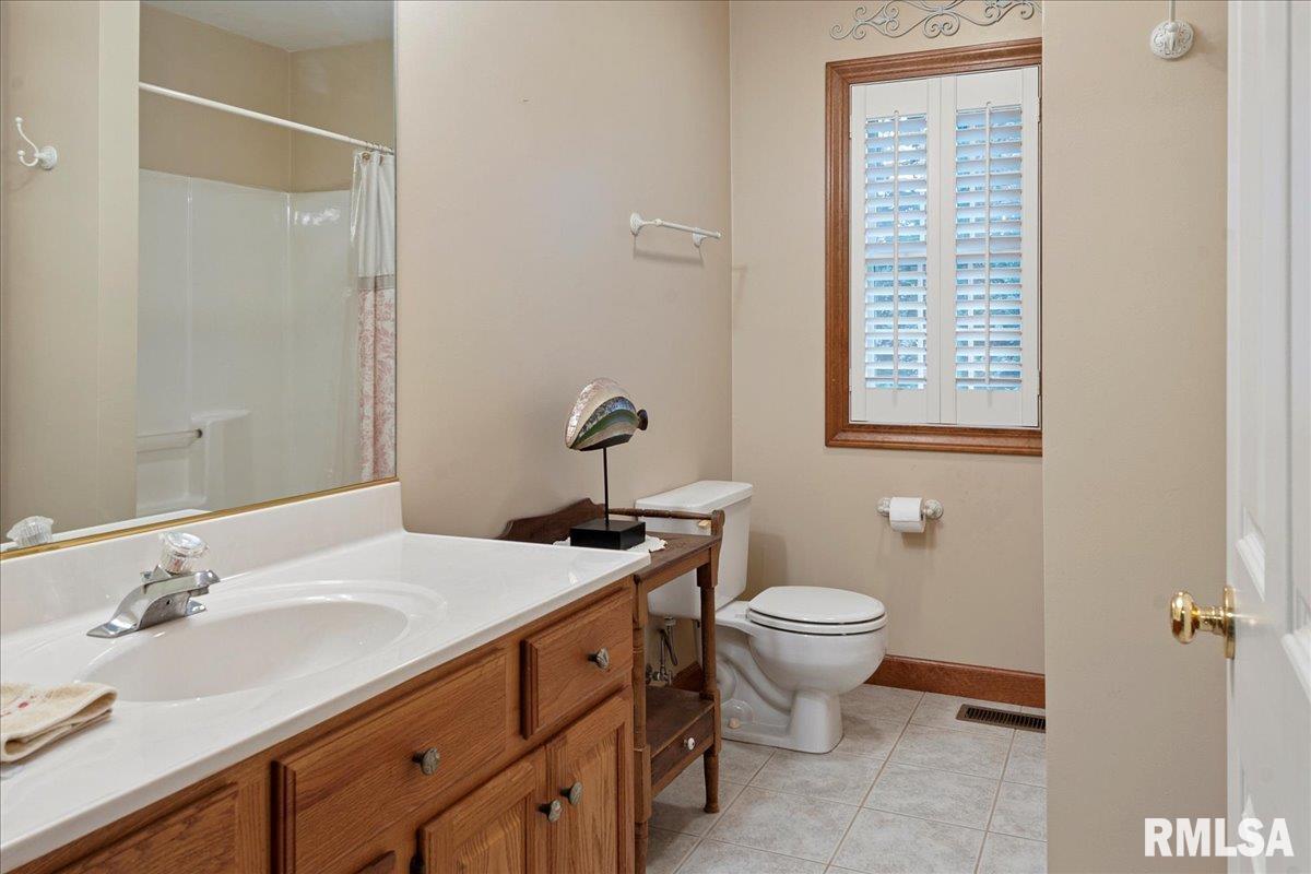 2550 Chapel Hill Drive Springfield, IL 62702 - Photo 46 of 46