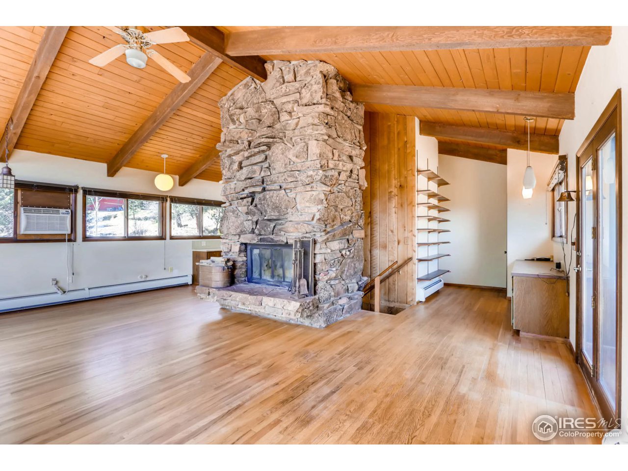 30 Spring Lane Boulder, CO 80302 - Photo 4 of 28 Gallery Image 4