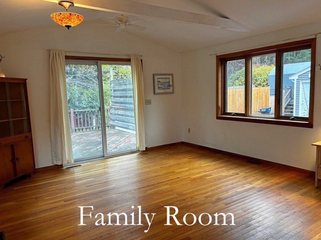 6 Evan Road Pembroke, MA 02359 - Photo 8 of 29 Gallery Image 8