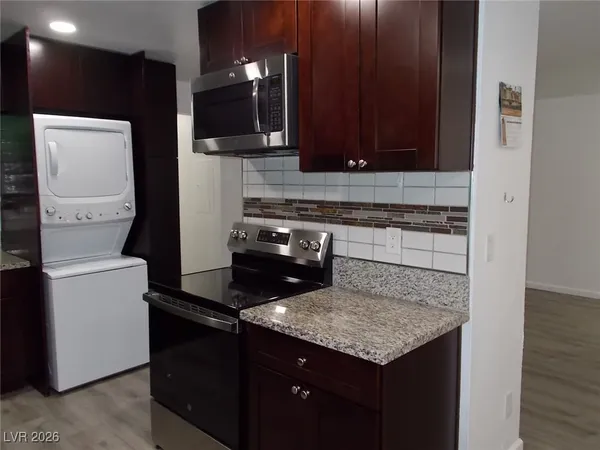 $1,750 | 6208 Ilanos Lane, Unit B, Las Vegas, NV 89108