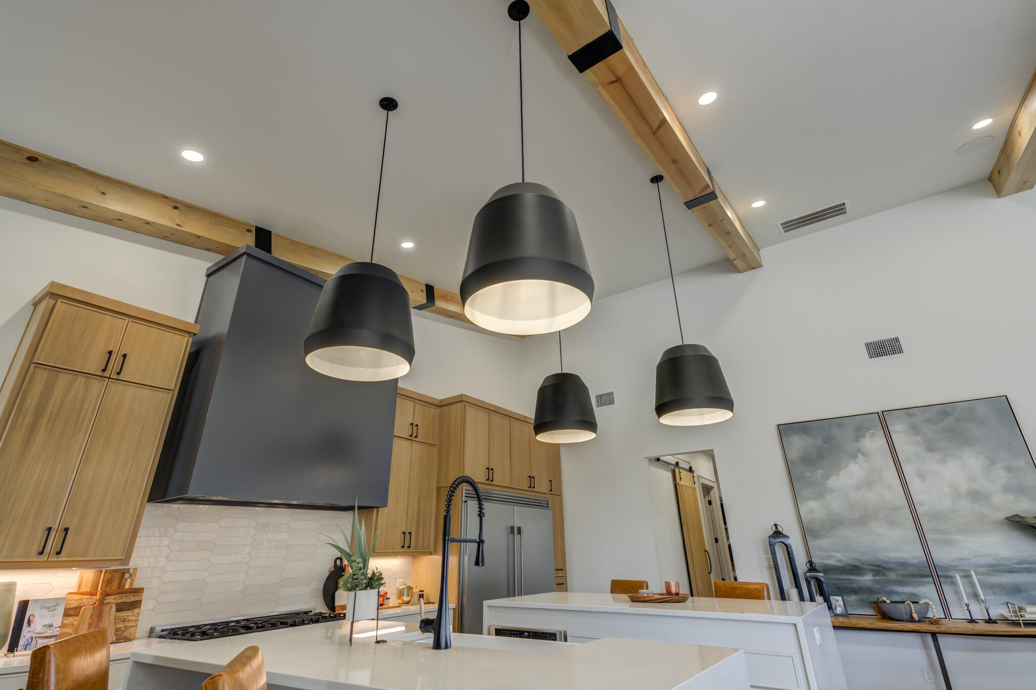 3940 148th Street Lubbock, TX 79423 - Photo 22 of 92 a bathroom with a sink and a mirror