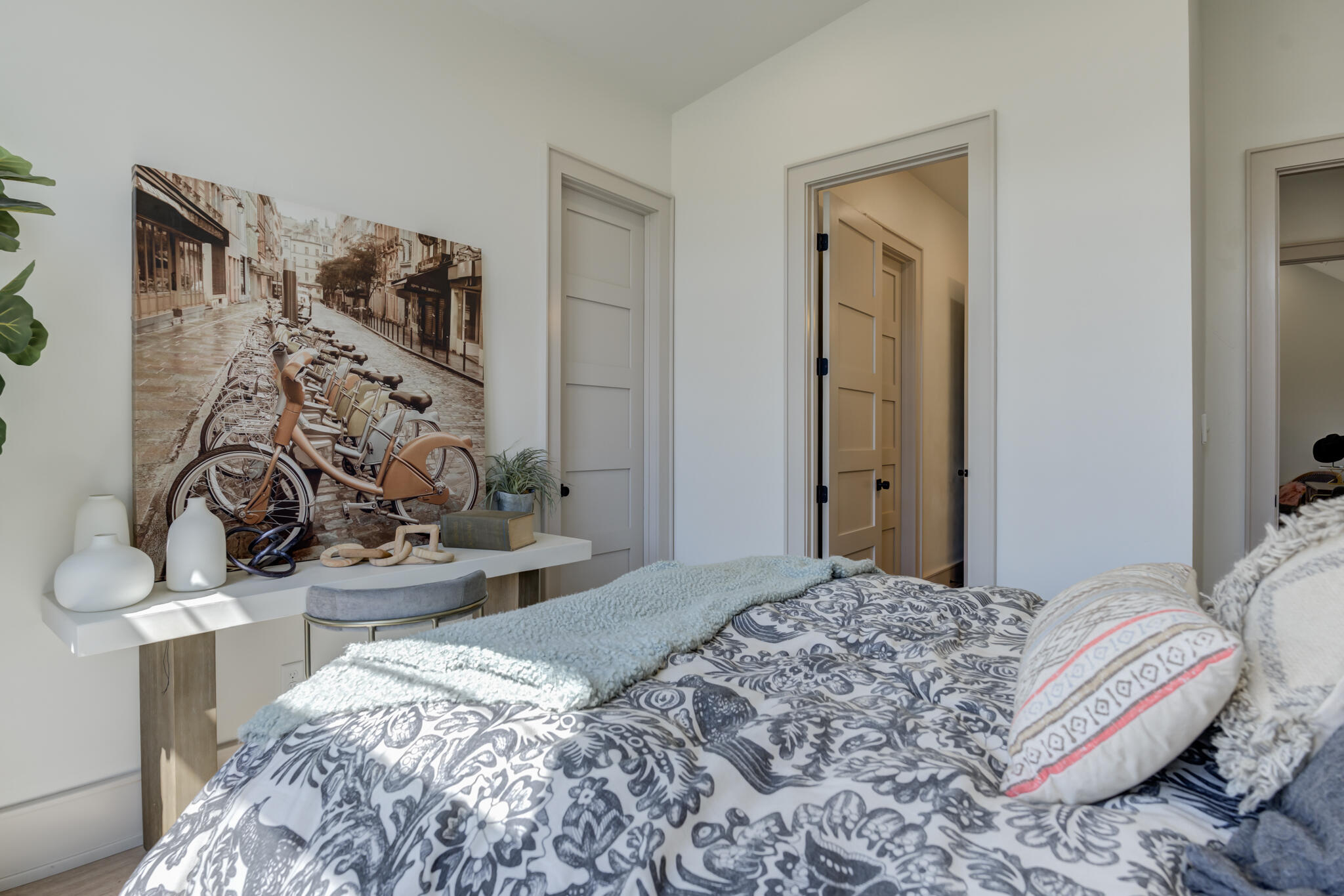 3940 148th Street Lubbock, TX 79423 - Photo 55 of 92 a bedroom with a bed and a mirror