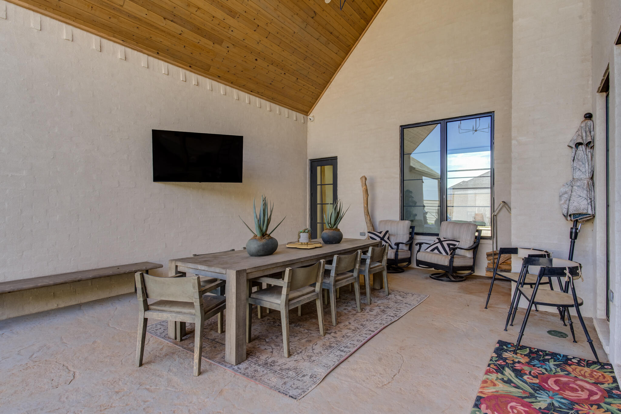 3940 148th Street Lubbock, TX 79423 - Photo 81 of 92 a view of a livingroom with furniture