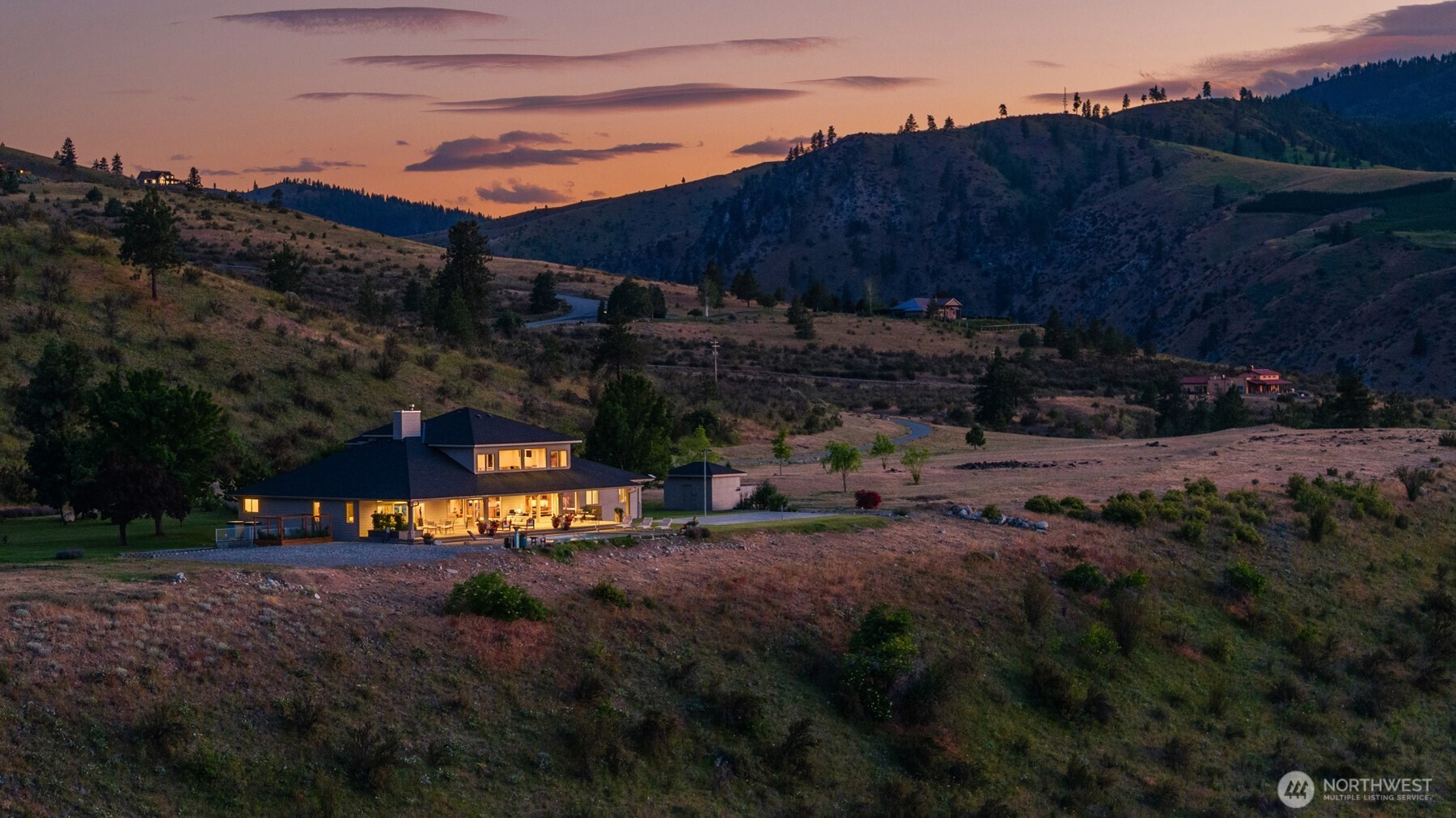 450 Hawks Meadow Road Chelan, WA 98816 - Photo 36 of 40