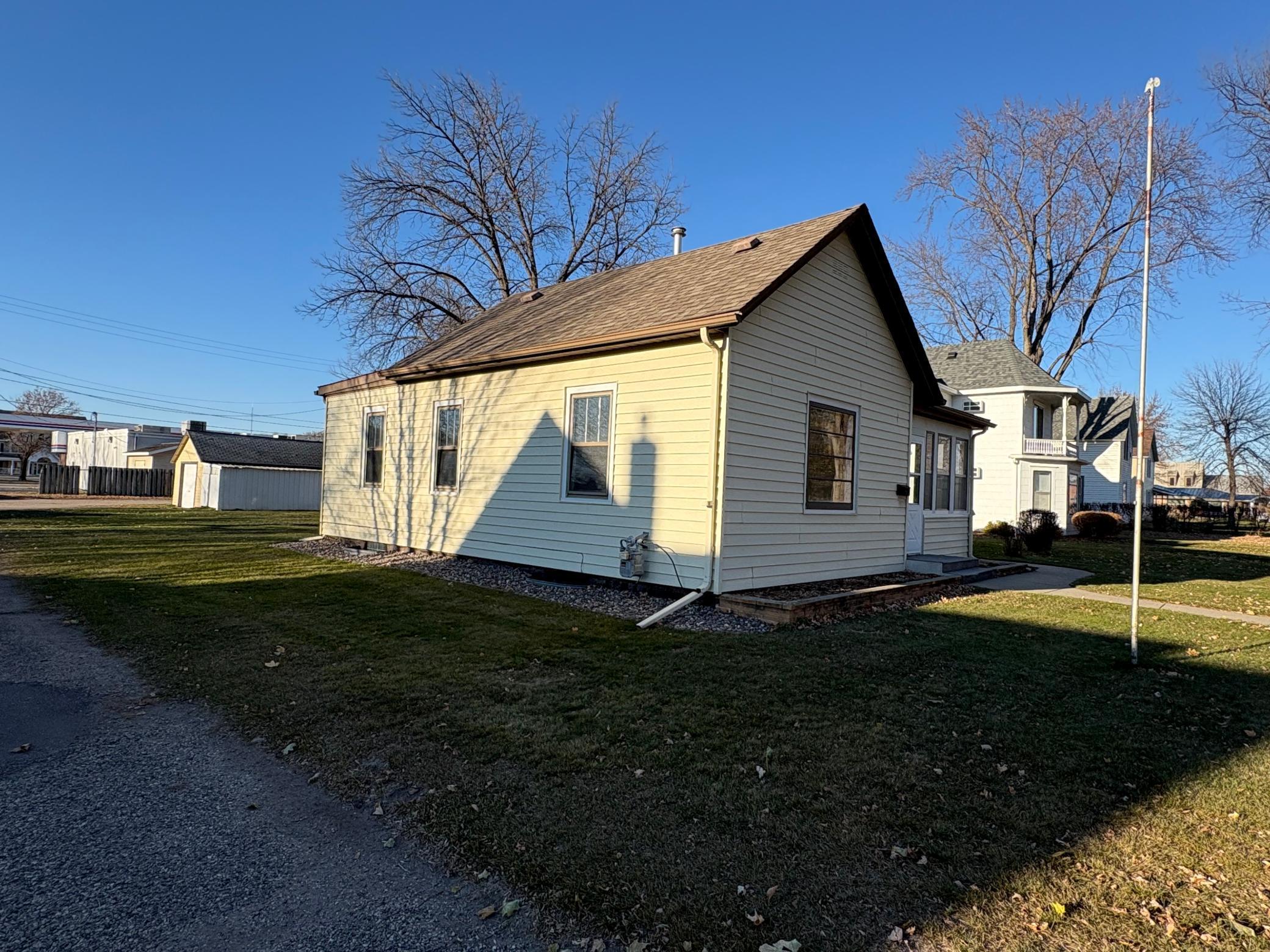 320 13th Street South Benson, MN 56215 - Photo 5 of 25