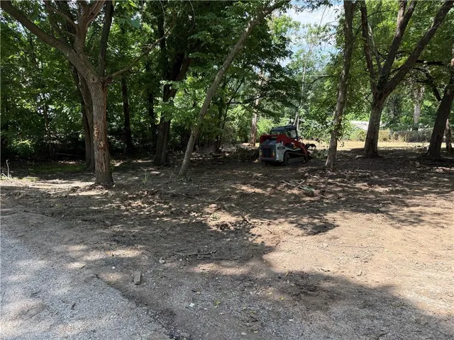 $17,900 | 3638 North Woodland Avenue, Kansas City, MO 64116