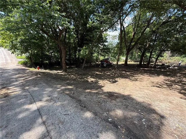 $17,900 | 3638 North Woodland Avenue, Kansas City, MO 64116