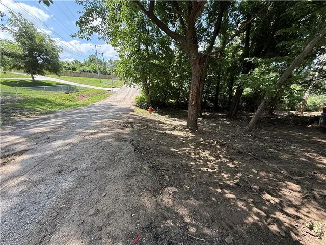 $17,900 | 3638 North Woodland Avenue, Kansas City, MO 64116