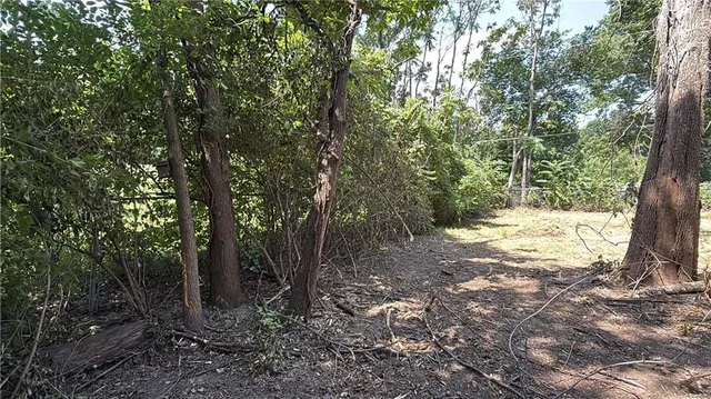 $17,900 | 3638 North Woodland Avenue, Kansas City, MO 64116