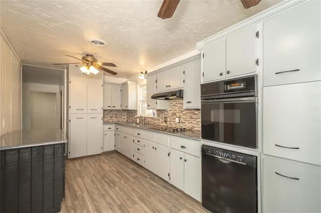 $230,000 | 1222 South Maple Street, Ottawa, KS 66067