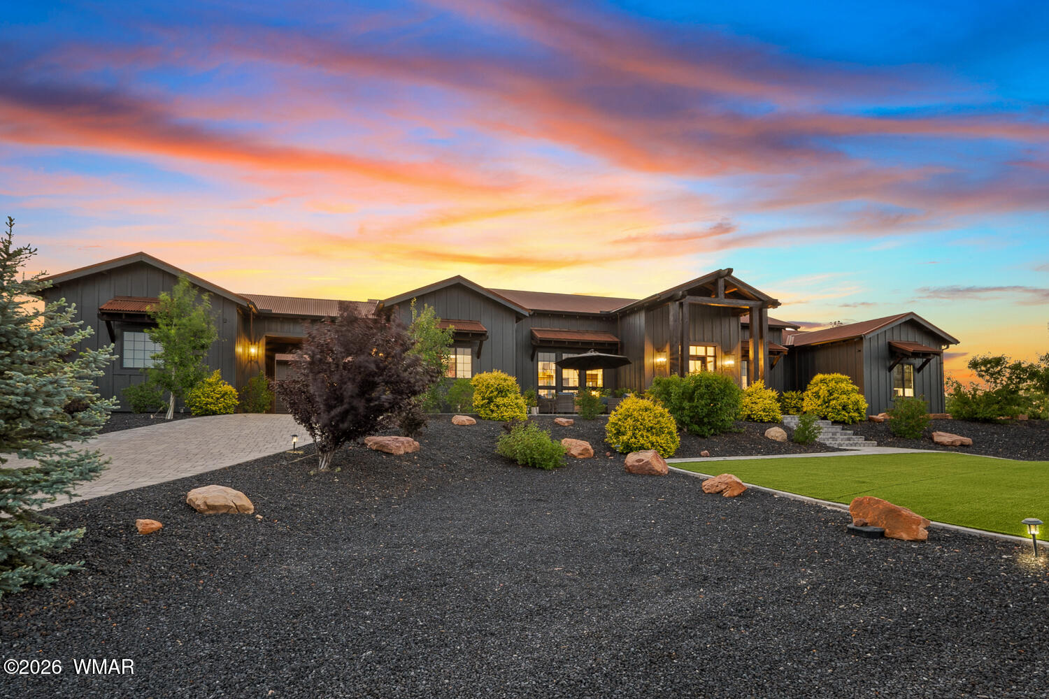 512 Fieldy Road Show Low, AZ 85901 - Photo 1 of 128 Luxury Mountain Estate