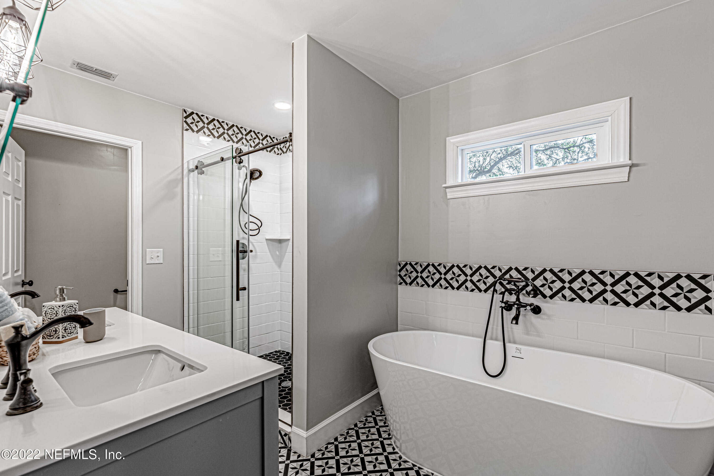1159 Scotten Road Jacksonville, FL 32205 - Photo 24 of 41 23-Master Bath