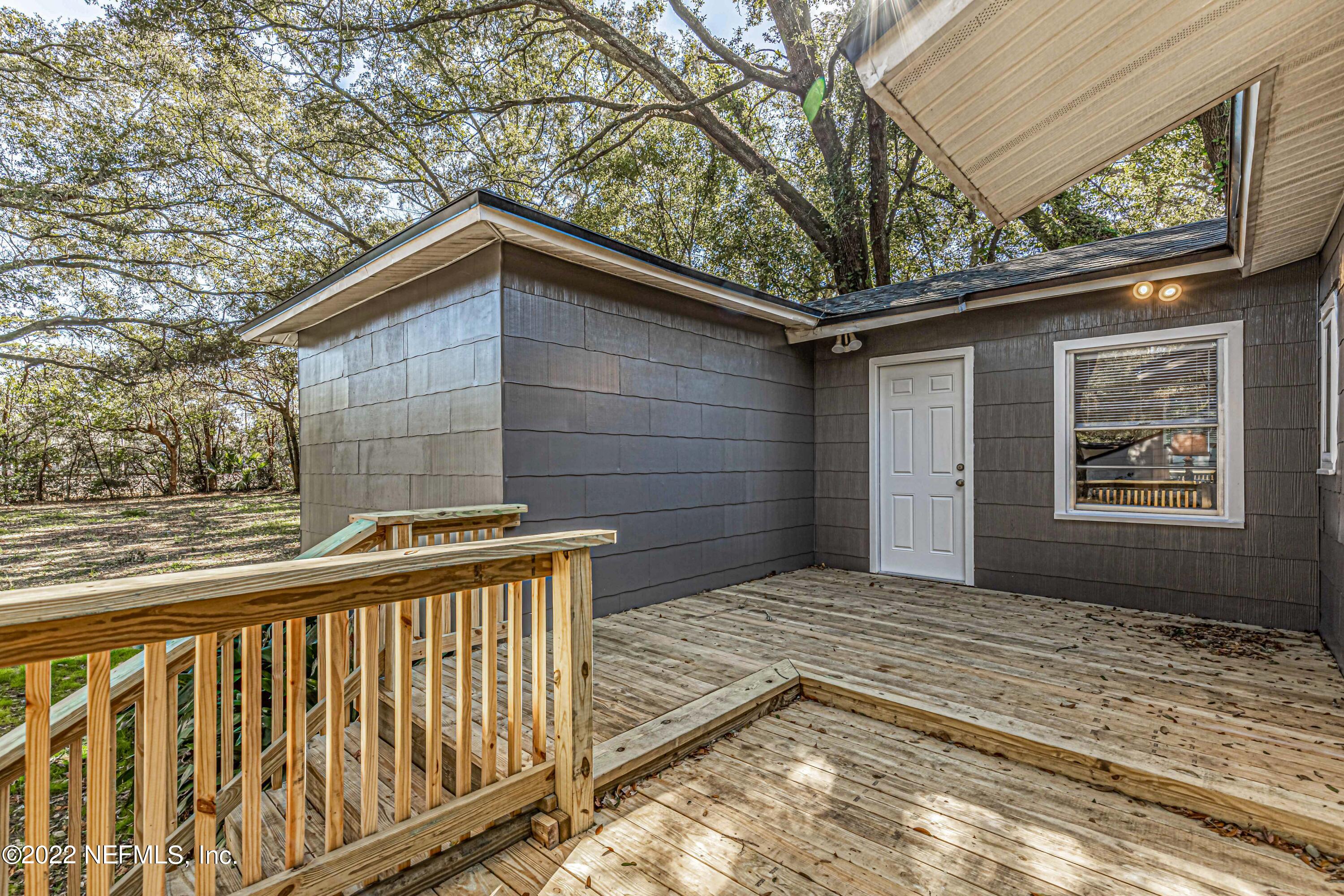 1159 Scotten Road Jacksonville, FL 32205 - Photo 35 of 41 34-Rear Deck