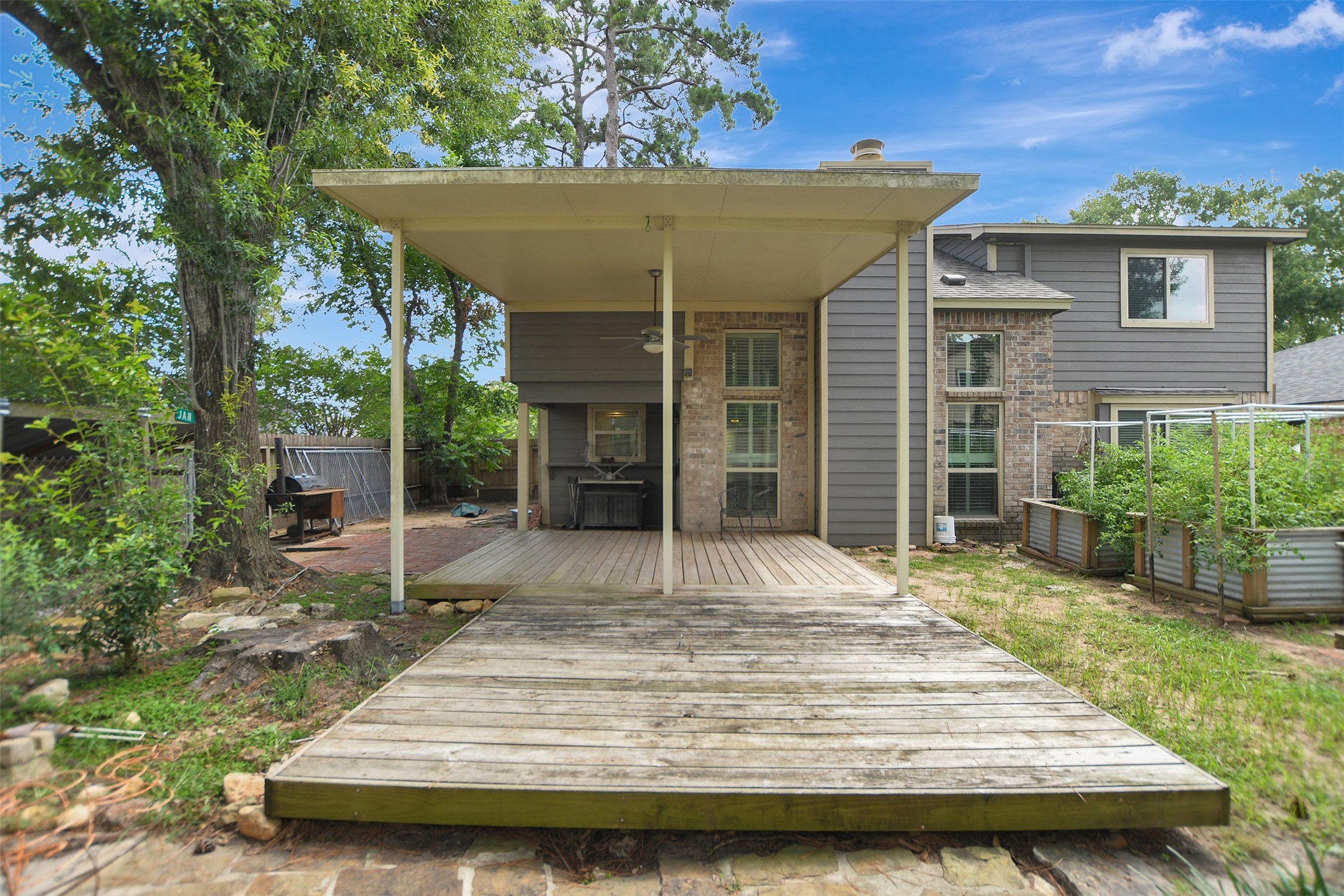 17327 Thorhill Street Spring, TX 77379 - Photo 38 of 44 Large oversize patio
