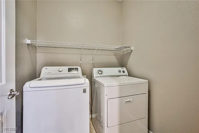 $2,450 | 7716 Plumbush Court, Las Vegas, NV 89113