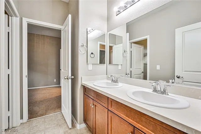 $2,450 | 7716 Plumbush Court, Las Vegas, NV 89113