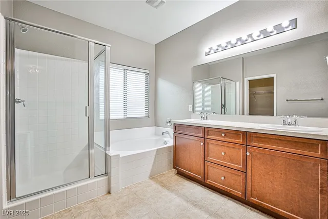 $2,450 | 7716 Plumbush Court, Las Vegas, NV 89113