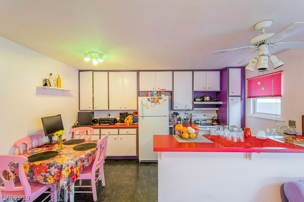 3072 South Pecos Road Las Vegas, NV 89121 - Photo 8 of 19