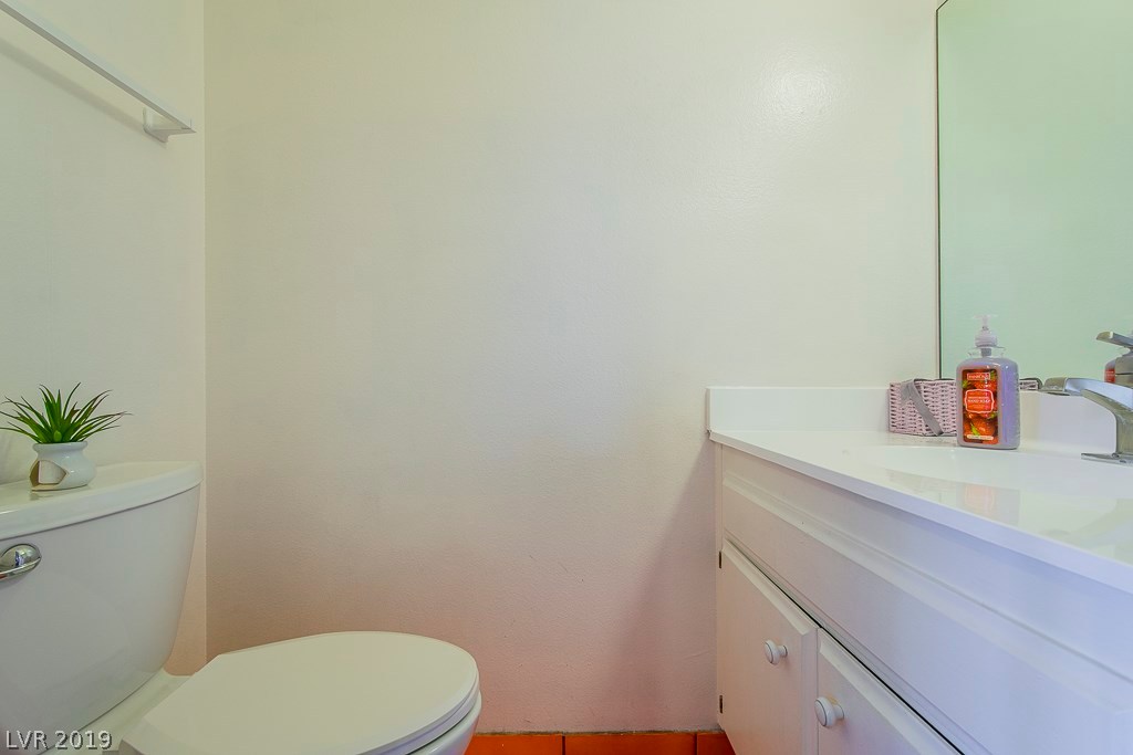 3072 South Pecos Road Las Vegas, NV 89121 - Photo 10 of 19