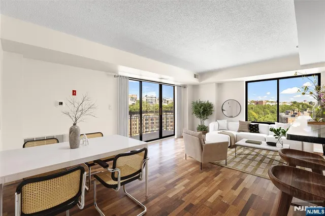 $910,000 | 700 1st Street, Unit 12Q, Hoboken, NJ 07030