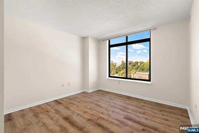 $910,000 | 700 1st Street, Unit 12Q, Hoboken, NJ 07030