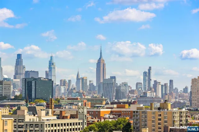 $910,000 | 700 1st Street, Unit 12Q, Hoboken, NJ 07030