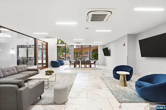 $910,000 | 700 1st Street, Unit 12Q, Hoboken, NJ 07030