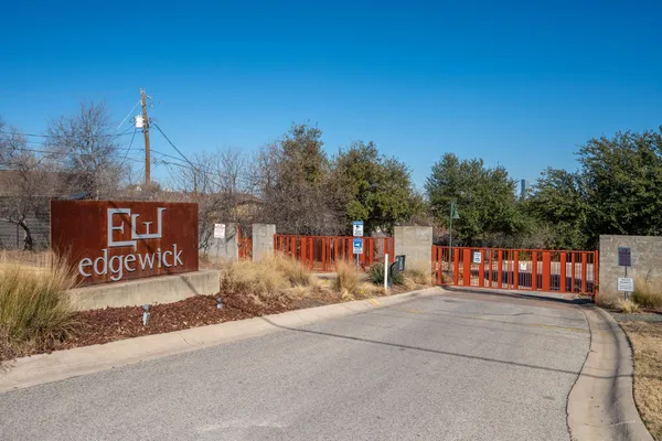 $1,895 | 2905 Saville Loop, Austin, TX 78741