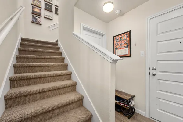 $1,895 | 2905 Saville Loop, Austin, TX 78741