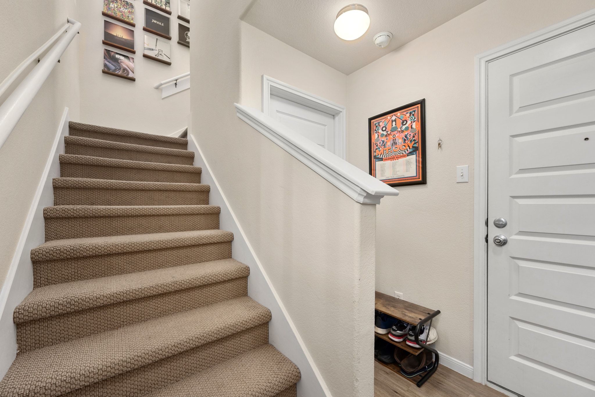 2905 Saville Loop Austin, TX 78741 - Photo 5 of 30 a view of entryway and hall
