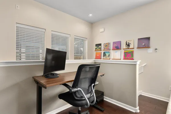 $1,895 | 2905 Saville Loop, Austin, TX 78741