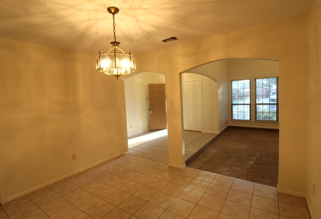 1910 Oak Ridge Drive Portland, TX 78374 - Photo 13 of 40 a view of a room with window