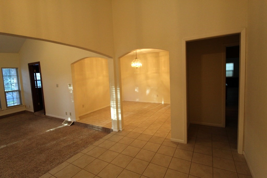 1910 Oak Ridge Drive Portland, TX 78374 - Photo 15 of 40 an empty room with a bathroom