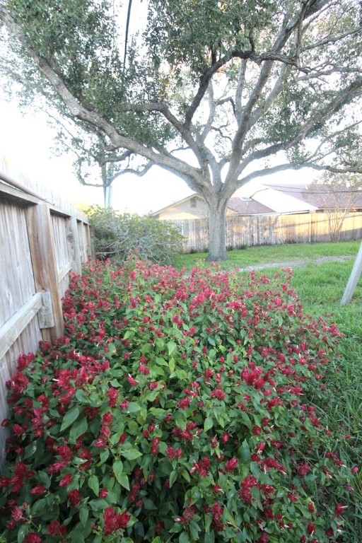 1910 Oak Ridge Drive Portland, TX 78374 - Photo 34 of 40