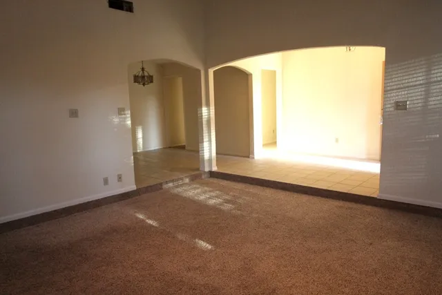 a view of empty room with window