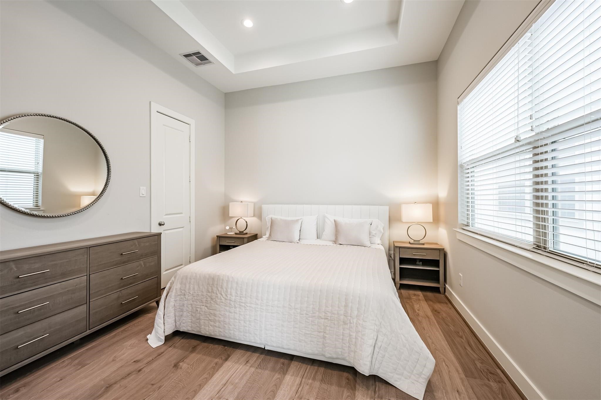 5209 Allen Street, Unit F Houston, TX 77007 - Photo 15 of 40
