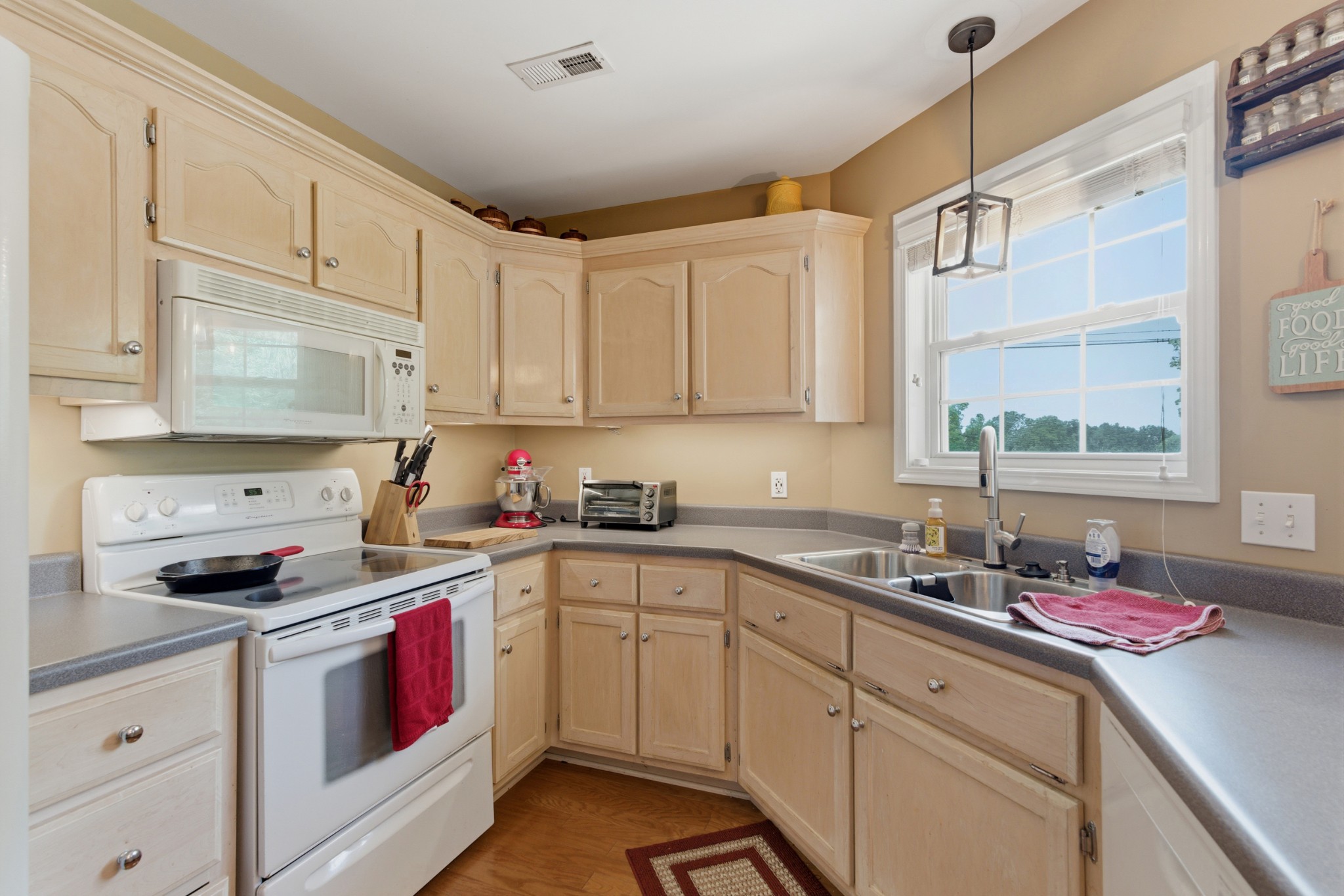 1012 Rutherford Way Hendersonville, TN 37075 - Photo 10 of 48