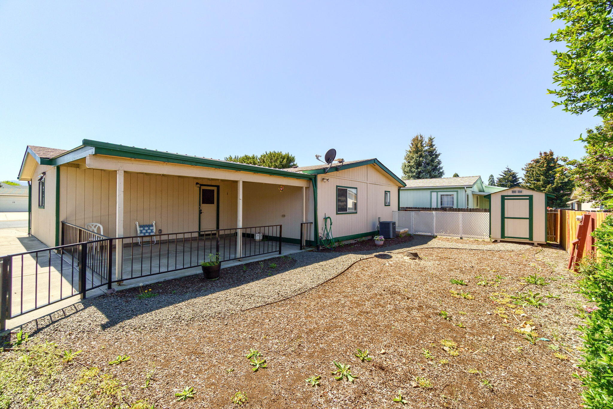 555 Freeman Road, Unit 115 Central Point, OR 97502 - Photo 24 of 26 Apx115FR (27)