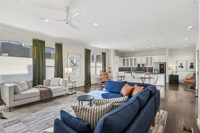 $875,000 | 3926 Holland Avenue, Unit 102, Dallas, TX 75219