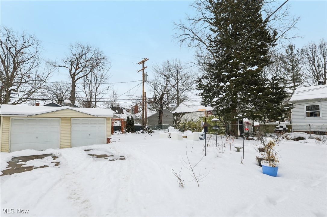 619 Kenilworth Road Bay Village, OH 44140 - Photo 37 of 44