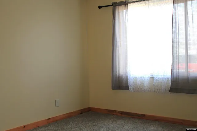 $250,000 | 15 Taylor Avenue, Marbleton, WY 83113