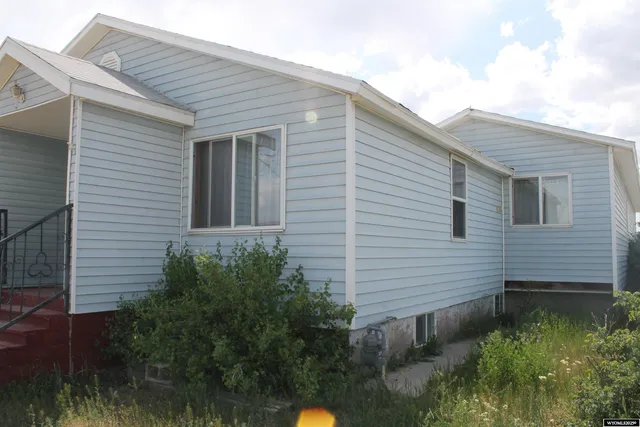 $250,000 | 15 Taylor Avenue, Marbleton, WY 83113