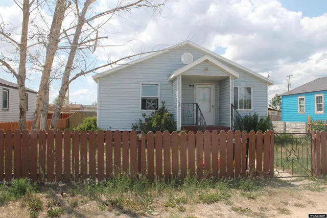 $250,000 | 15 Taylor Avenue, Marbleton, WY 83113